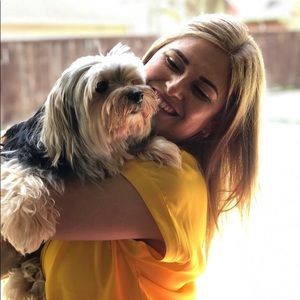 Meet your Posher, Isela